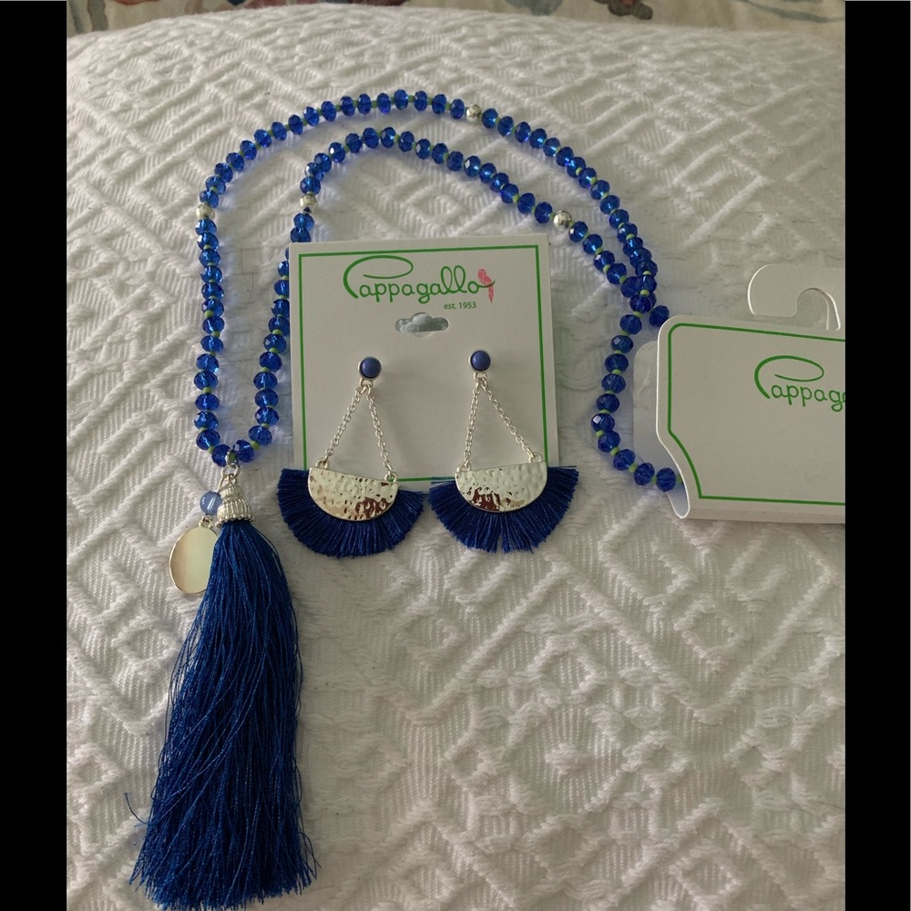 Pappagallo earring and necklace set